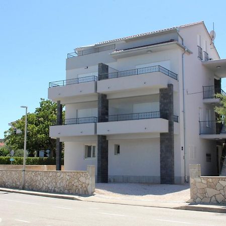 Apartmani Sara 2 Betina  Extérieur photo
