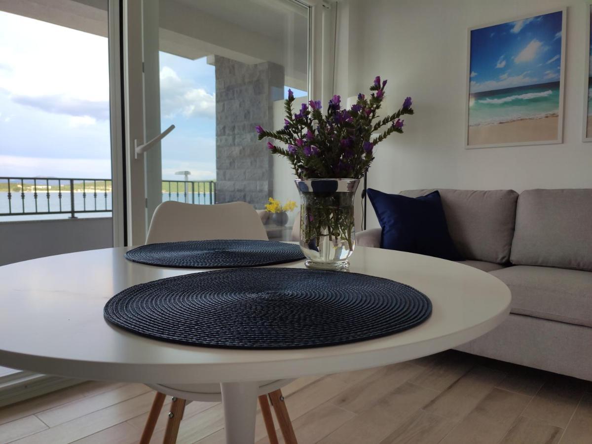 Apartmani Sara 2 Betina  Extérieur photo
